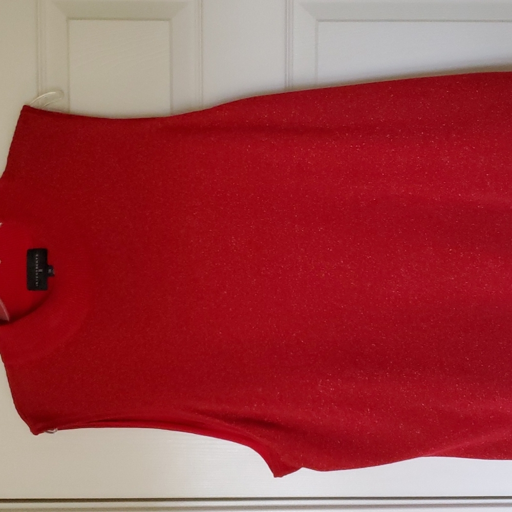 Plus size sleeveless top